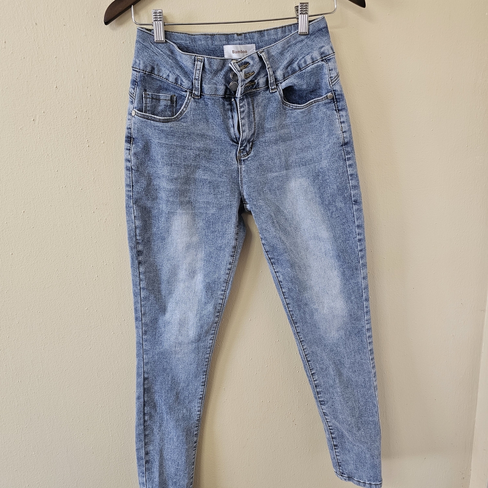 NEW Bamboo Blue Skinny Jeans Size  9 / 29 Stretch Denim High Rise